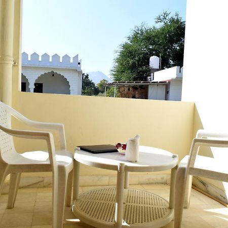 Hotel Kamal Villas Pushkar Ngoại thất bức ảnh